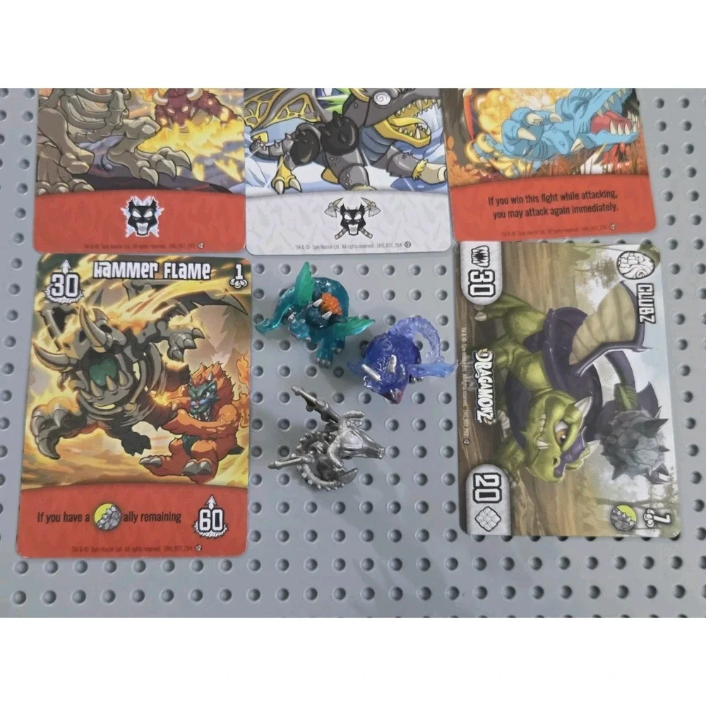 Dragamonz Dragon‎ Figures and Battle Cards 8pc Lot Collectible Toy
